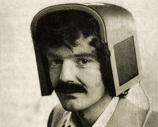 Illustration for article titled The 10 Ugliest Headphones Ever Made